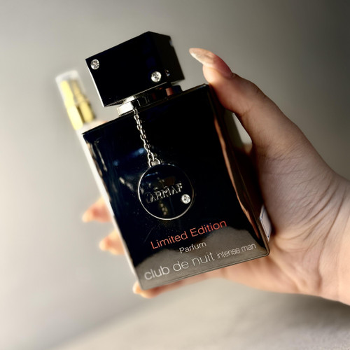 عطر / ادکلن اماراتی کلاب دنایت اینتنس من لیمیتد ادیشن شرکت آرماف (دکانت/آکبند)