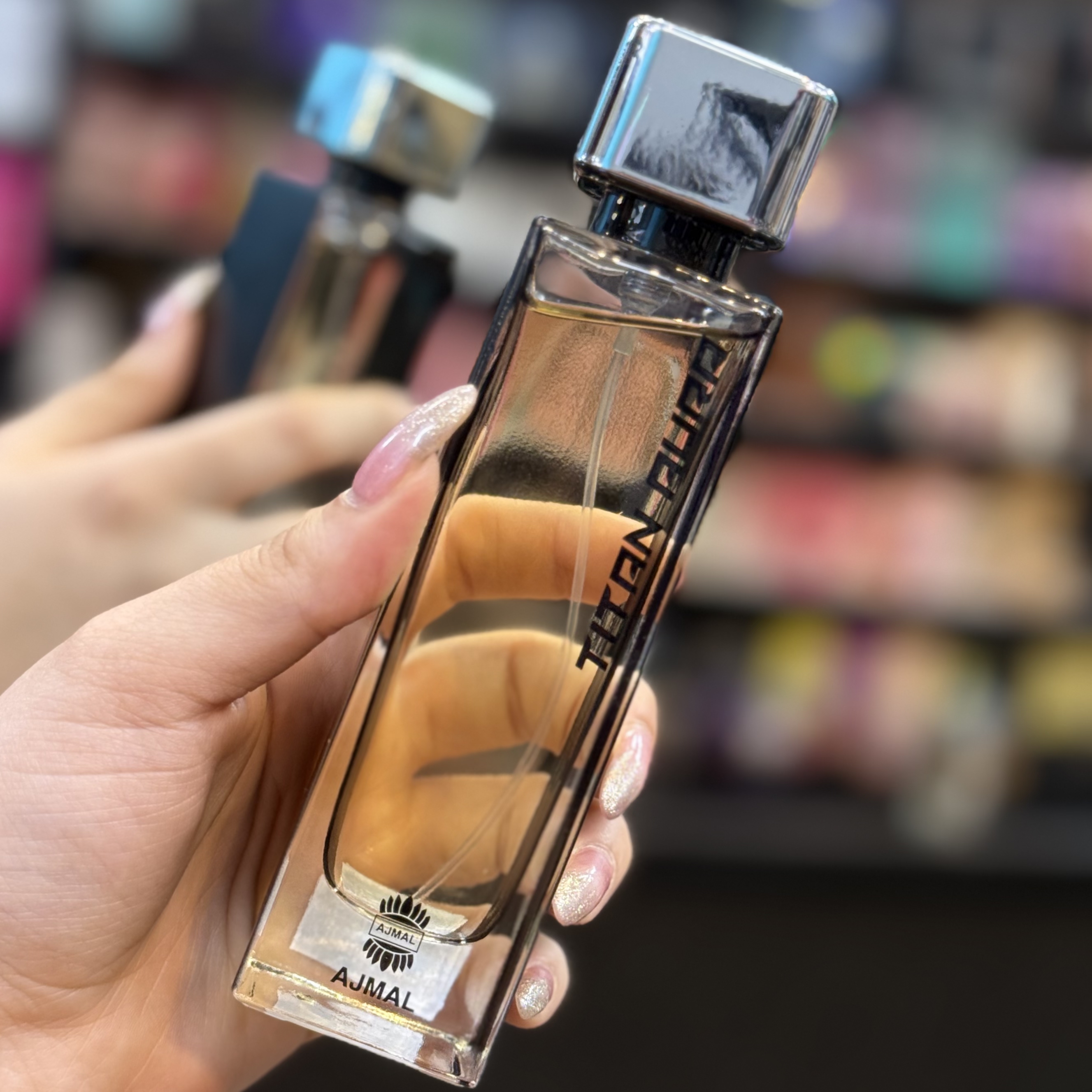 عطر / ادکلن اماراتی اورجینال تایتان آورا شرکت اجمل