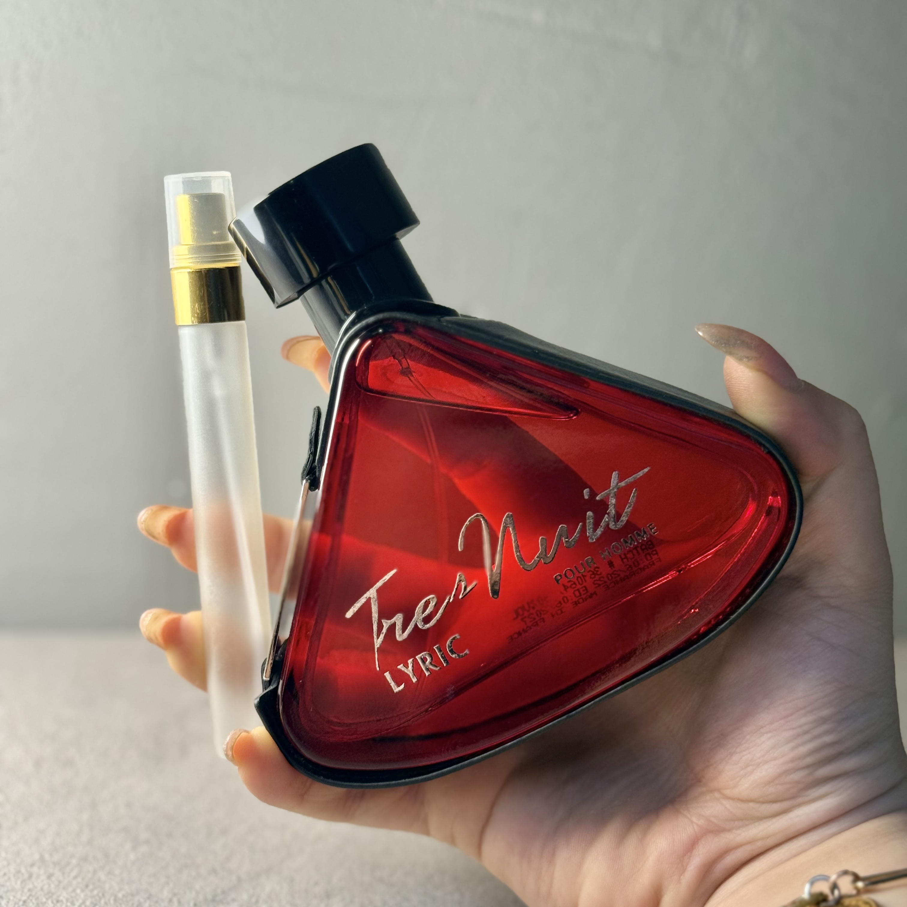 عطر / ادکلن اماراتی ترس نویت لیریک شرکت آرماف (دکانت/آکبند)