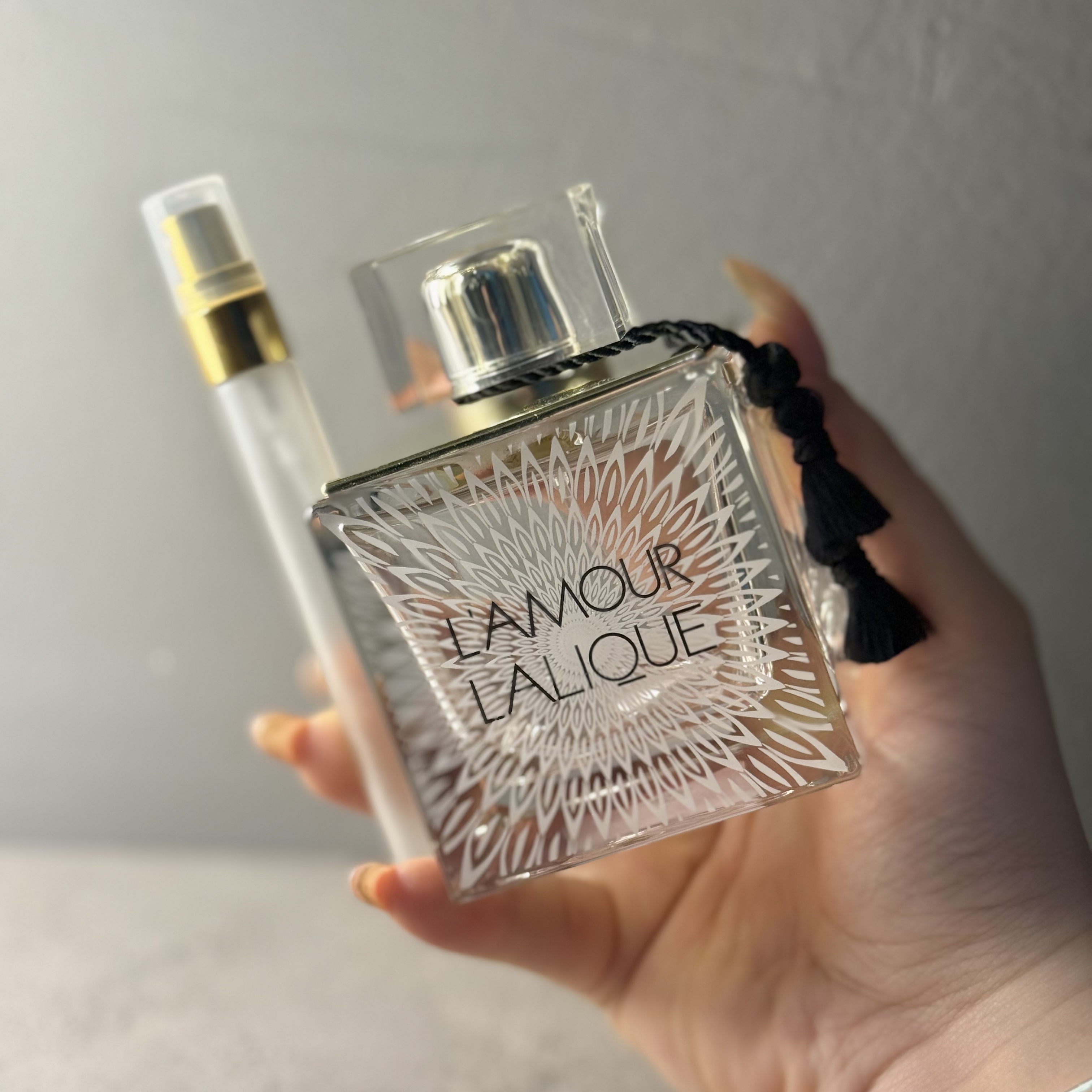 عطر / ادکلن اورجینال لالیک لامور ( آکبند / دکانت )
