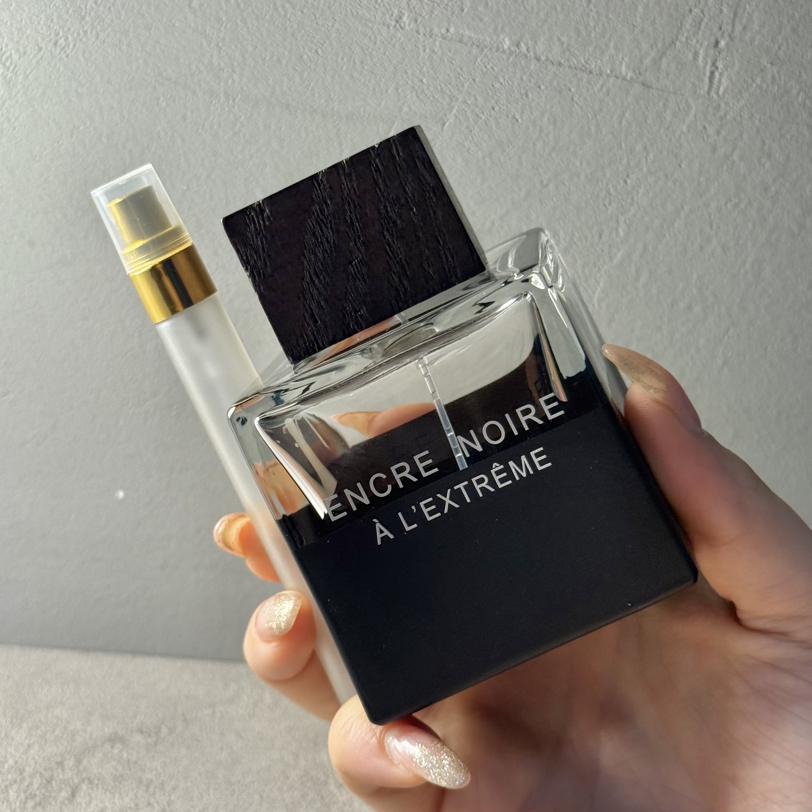 عطر / ادکلن اورجینالعطر لالیک انکر نویر ال اکستریم ( آکبند / دکانت )