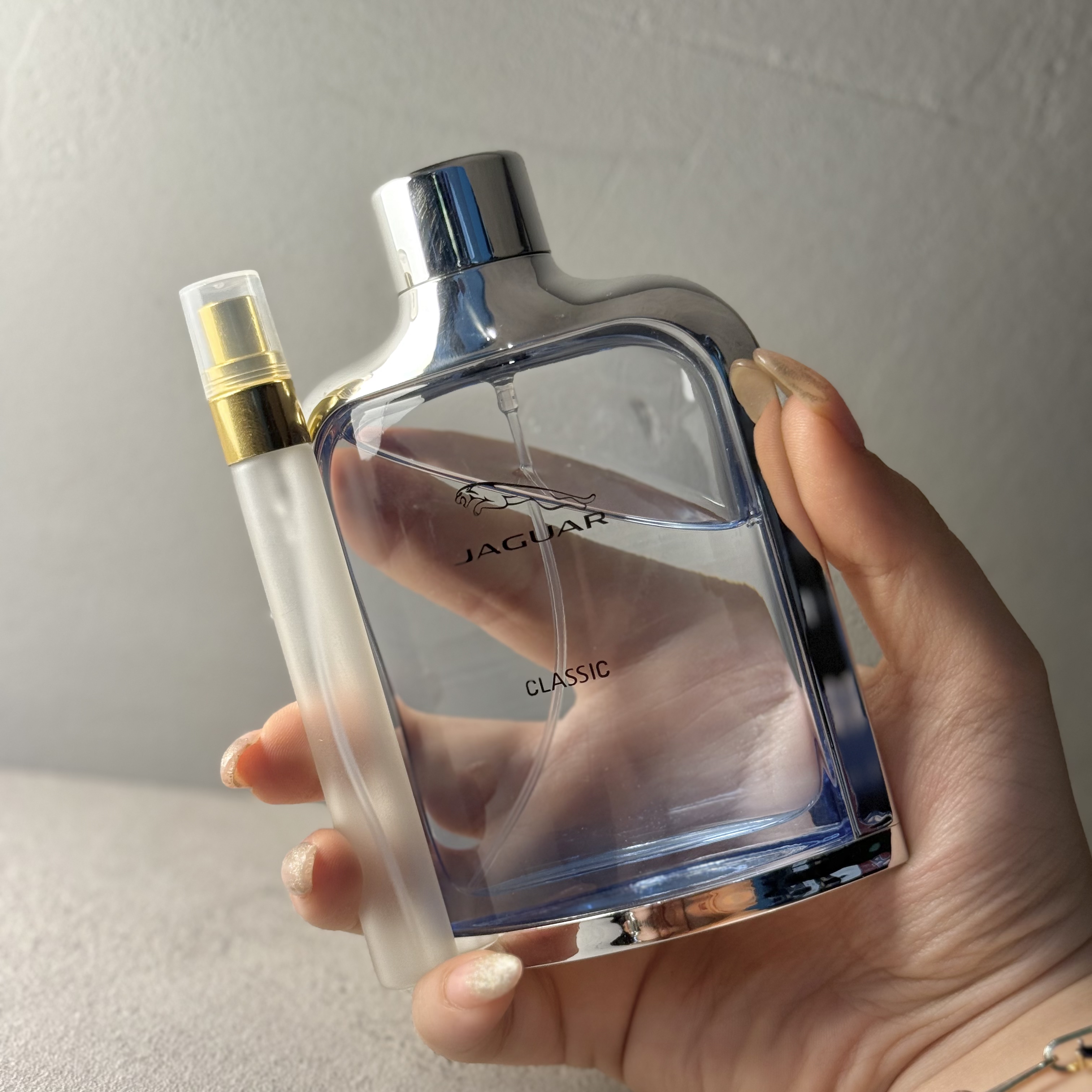عطر / ادکلن اورجینال جگوار کلاسیک آبی ( آکبند / دکانت )
