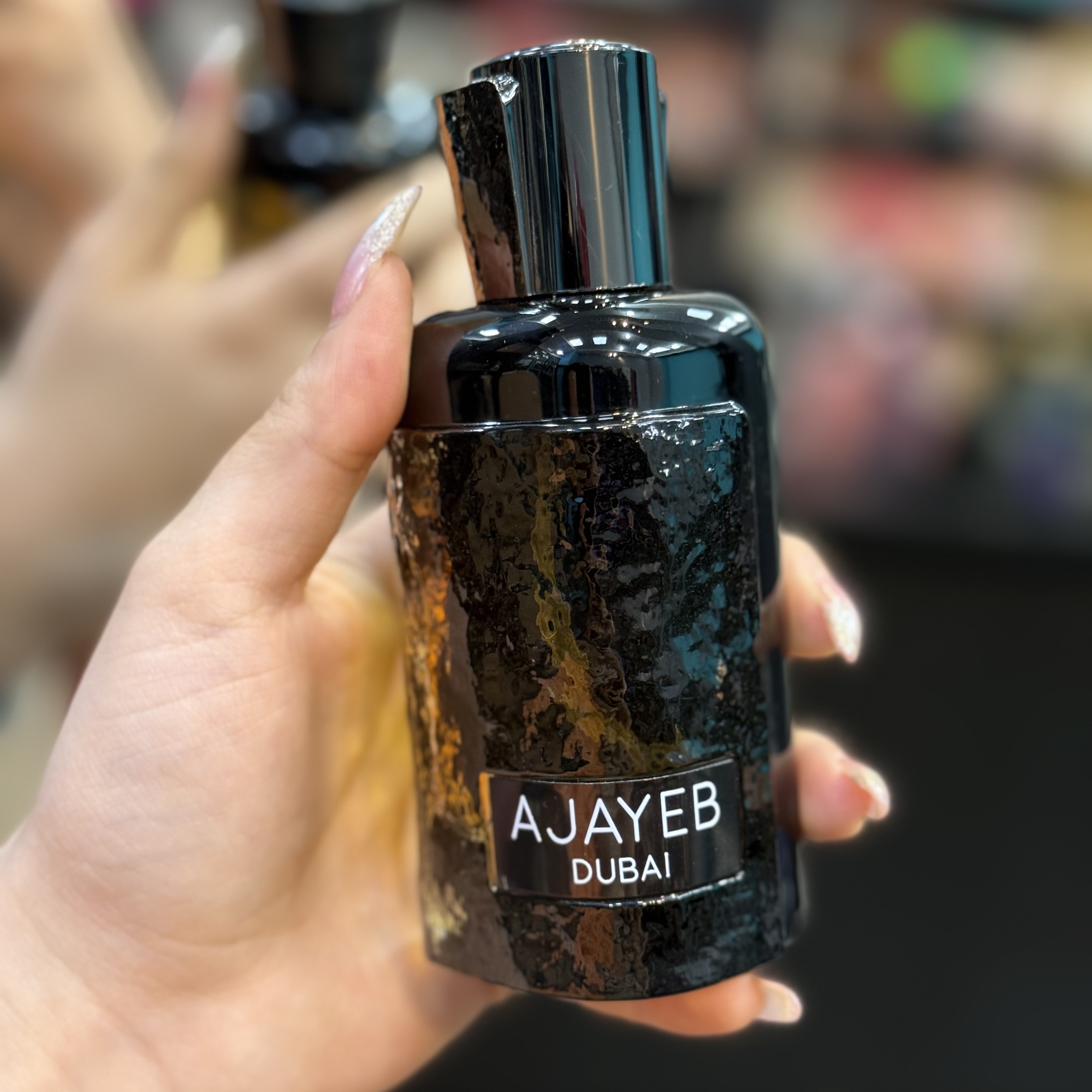 عطر / ادکلن اماراتی عجایب دوبی مشکی شرکت لطافه