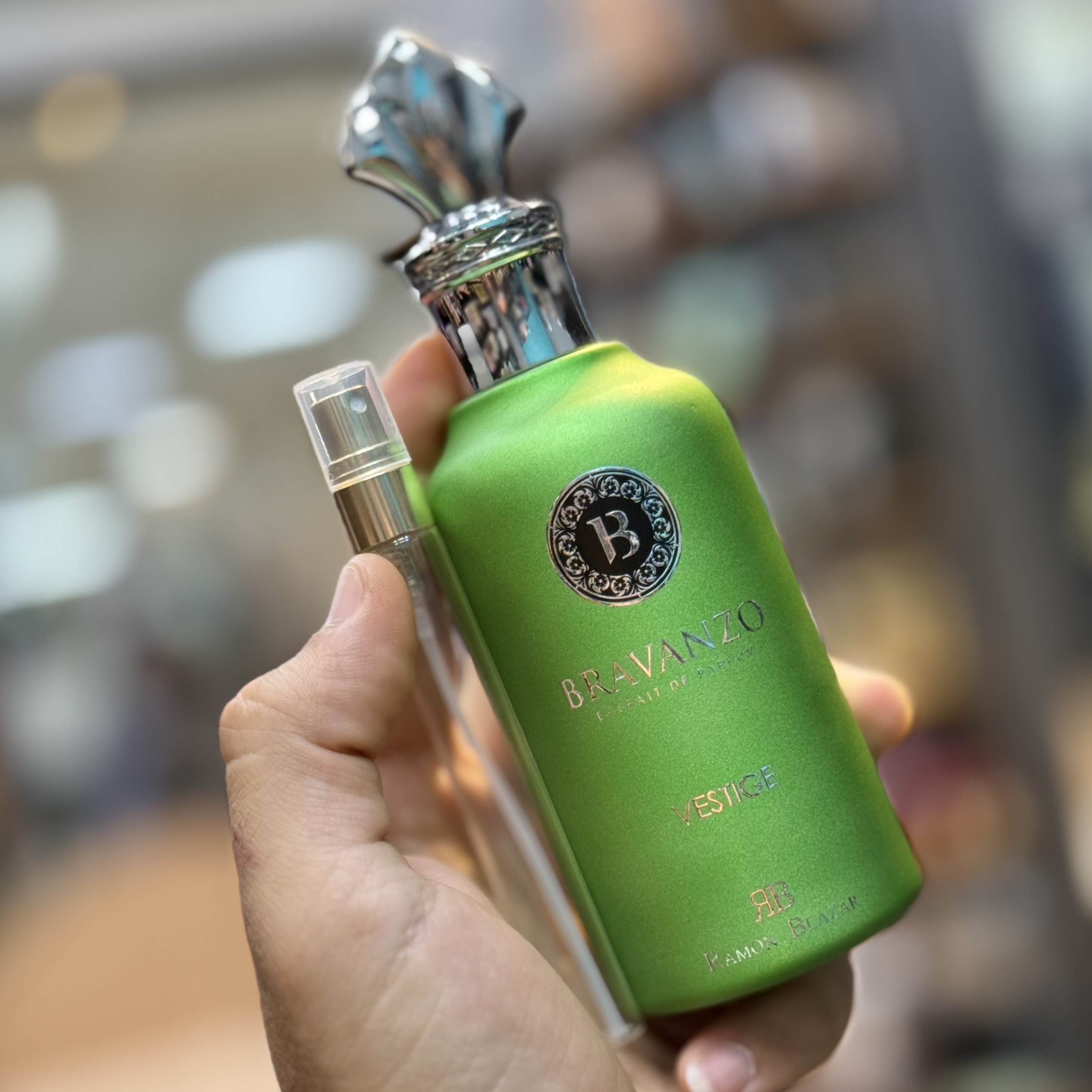 عطر / ادکلن اورجینال براوانزو وستیج شرکت دمونت پاریس فرانسه (دکانت/آکبند)