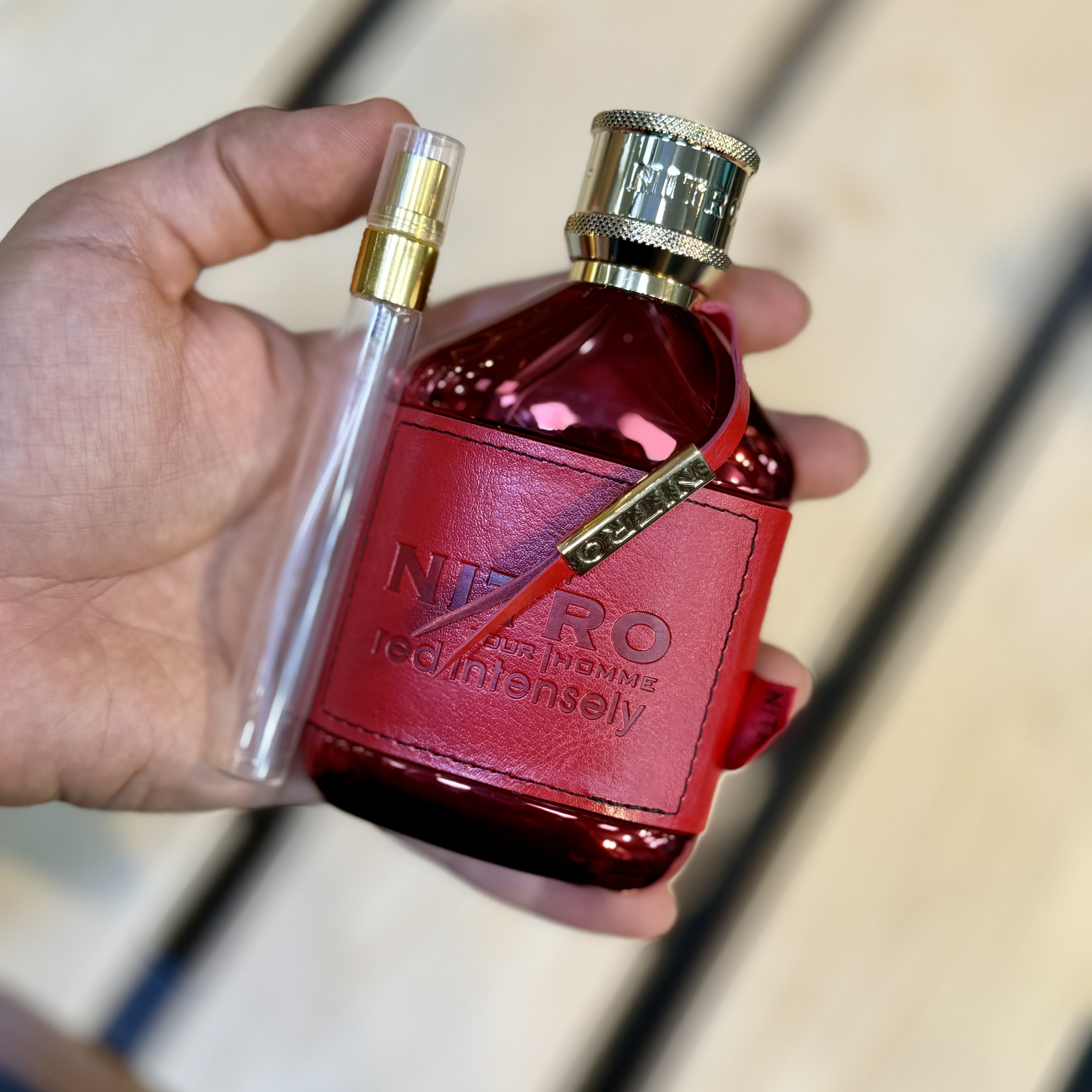 عطر / ادکلن اورجینال نیترو پورهوم رد قرمز اینتنسلی شرکت دمونت پاریس فرانسه (دکانت/آکبند)