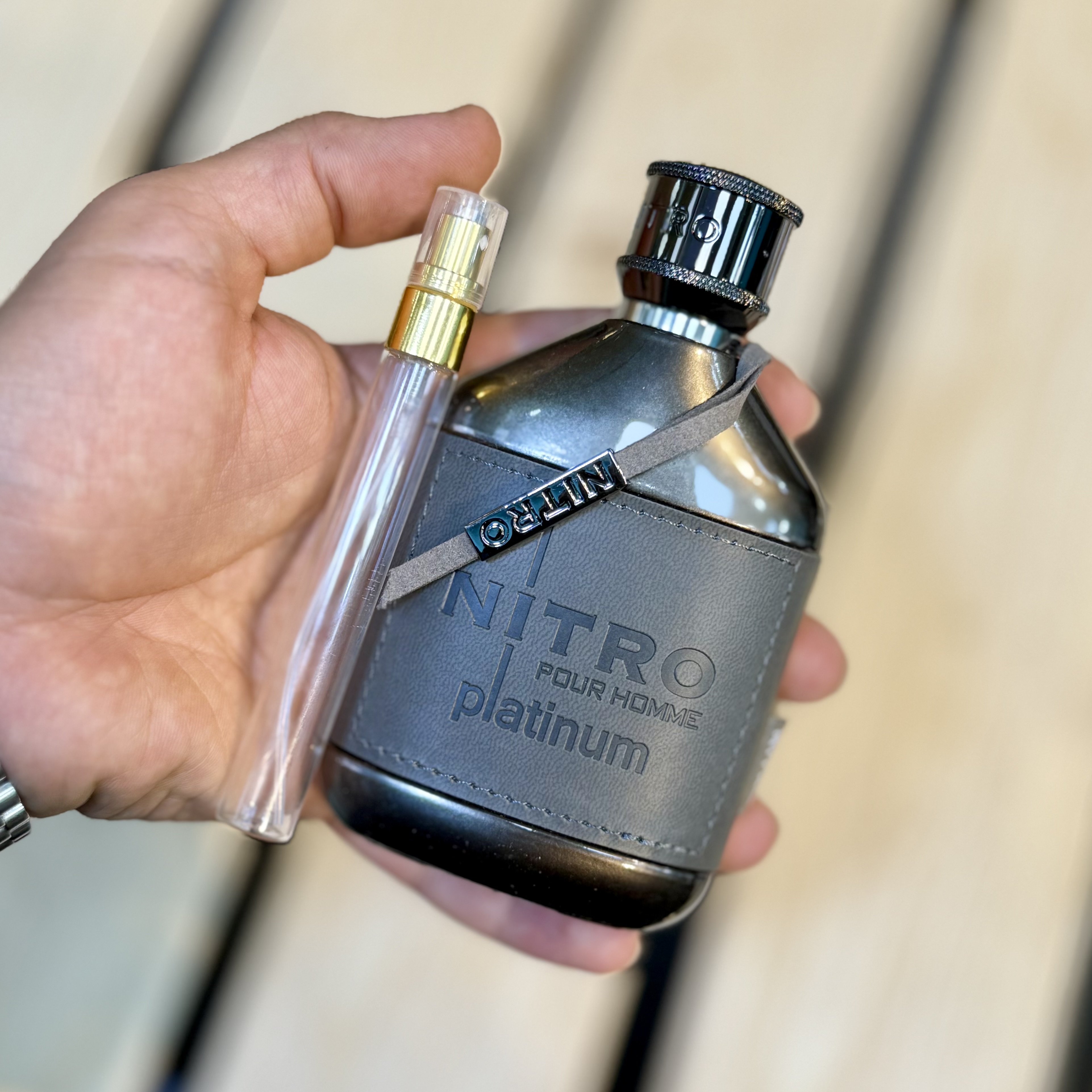 عطر / ادکلن اورجینال نیترو پورهوم پلاتینیوم شرکت دمونت پاریس فرانسه (دکانت/آکبند)